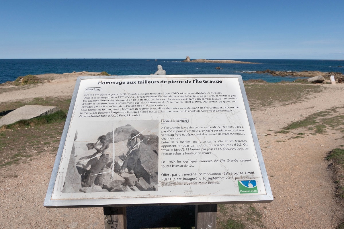 ile grande hommage aux tailleurs de pierre