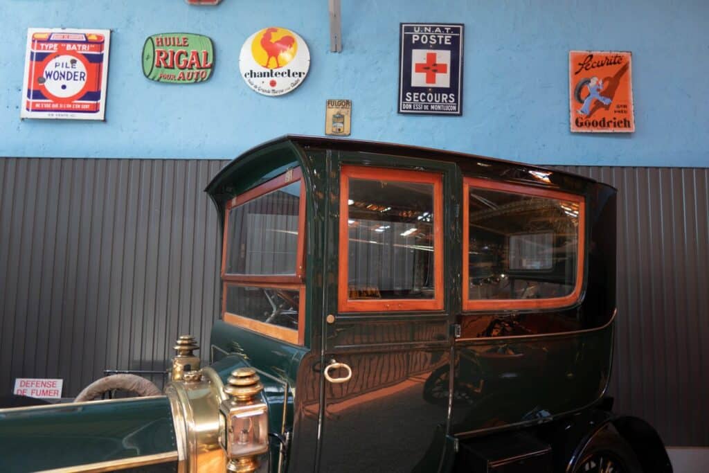 Musée auto Reims visite et découverte de 250 véhicules