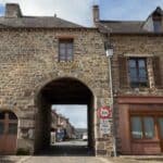 entrée de la vieille ville de Paimpont
