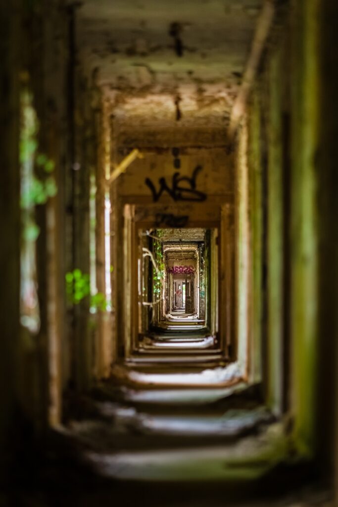 couloir lieu abandonné