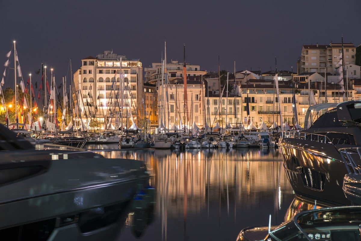 port de cannes de nuit