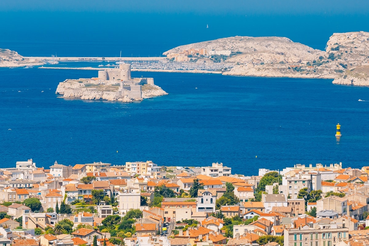 histoire marseille résumé