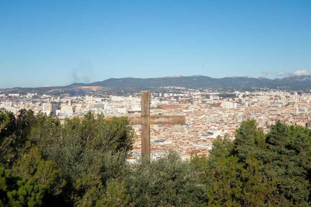 marseille vue depuis notre dame de la garde