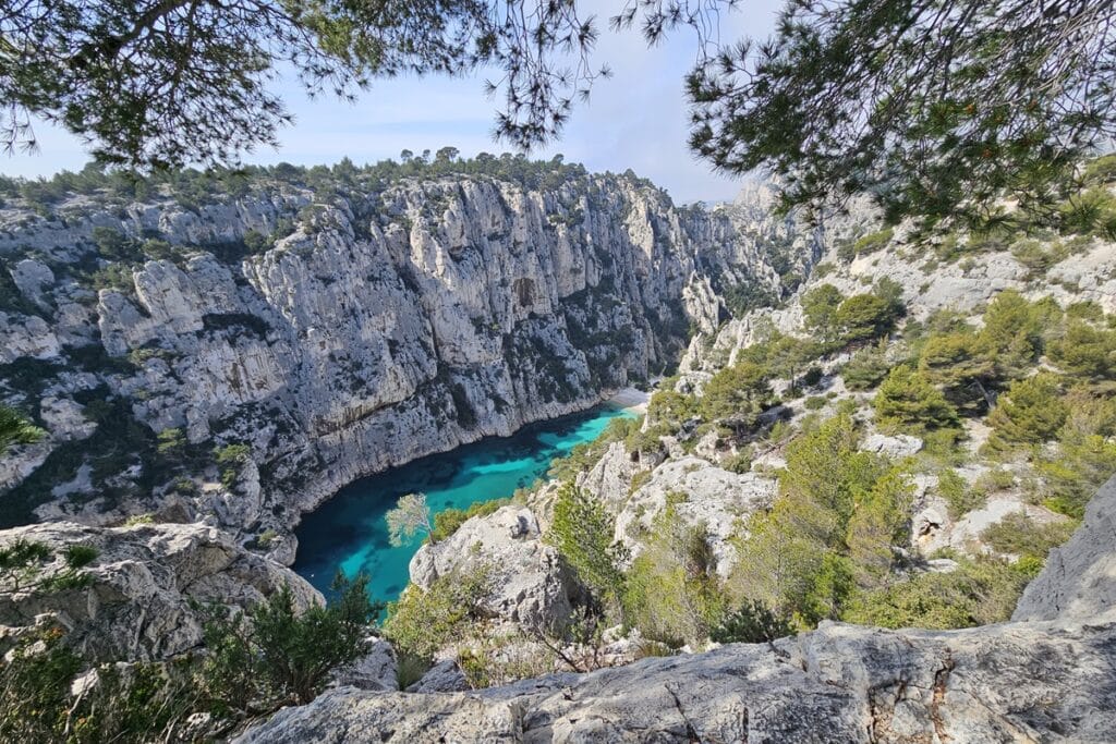 calanque d'en vau depuis le sentier panoramique