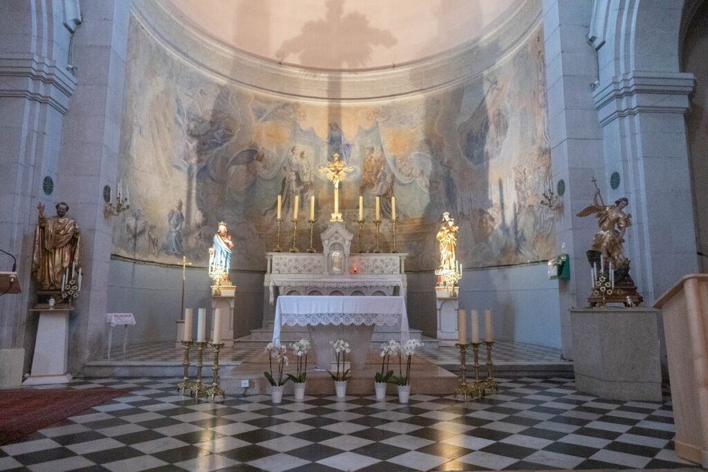 intérieur église saint michel