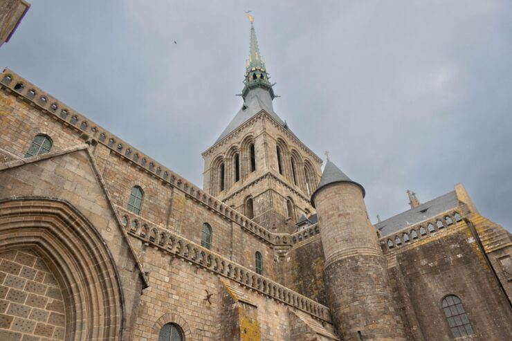 clocher église abbatiale