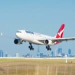 avion qantas qui décolle