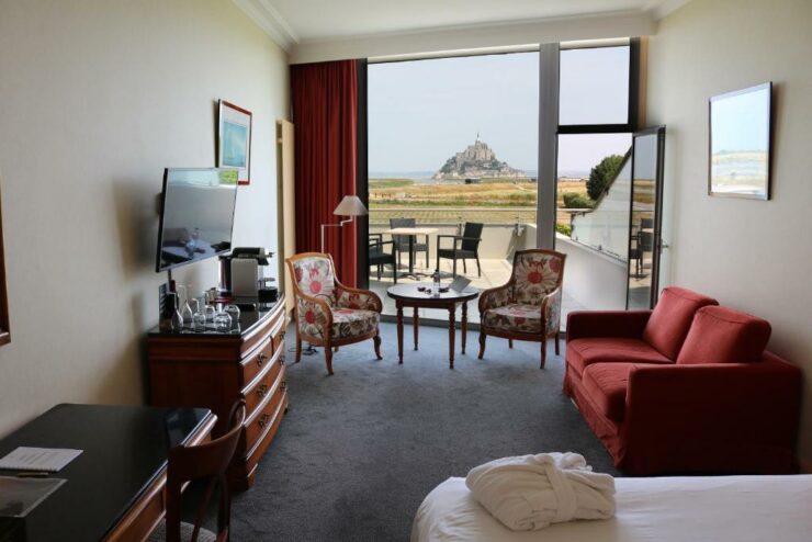 relais du mont saint michel