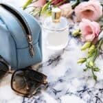 trousse de maquillage bleue