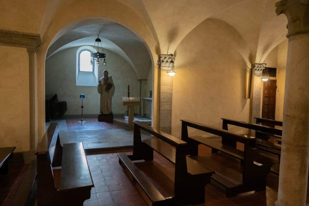 abbaye de San Colombano crypte