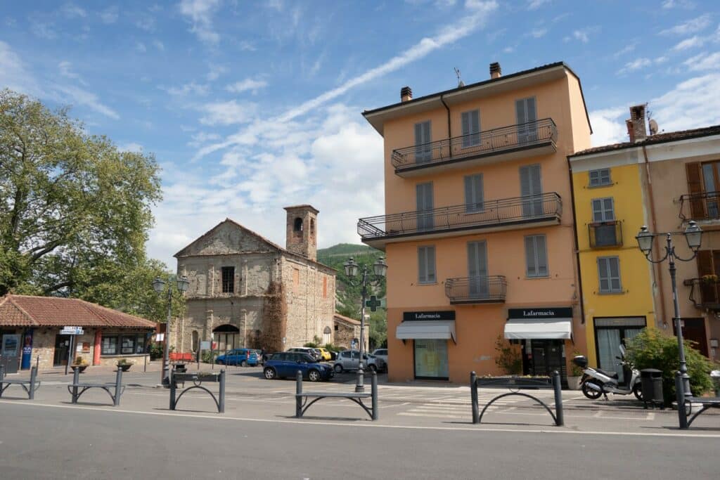 entrée du village de bobbio