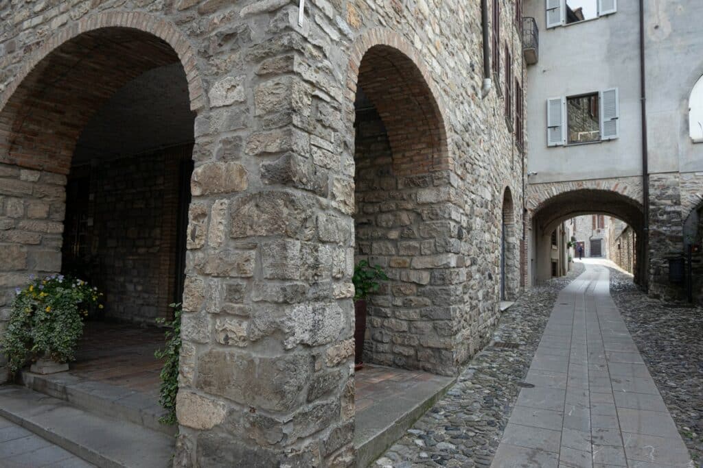 batisse en pierre
