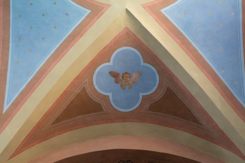 détail plafond église