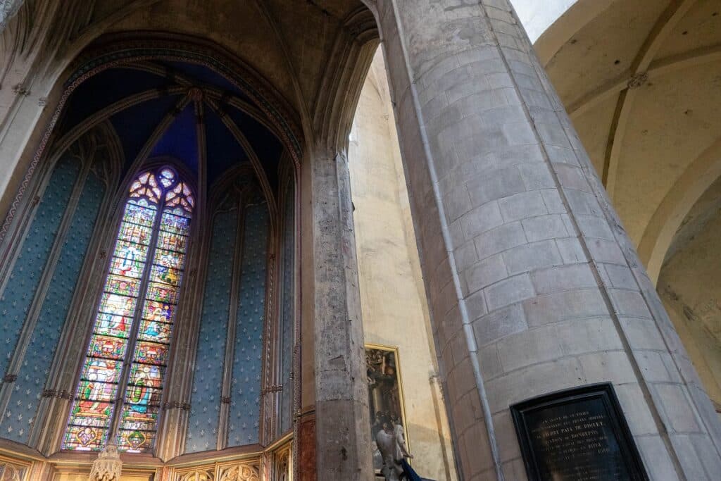 intérieur cathédrale saint étienne