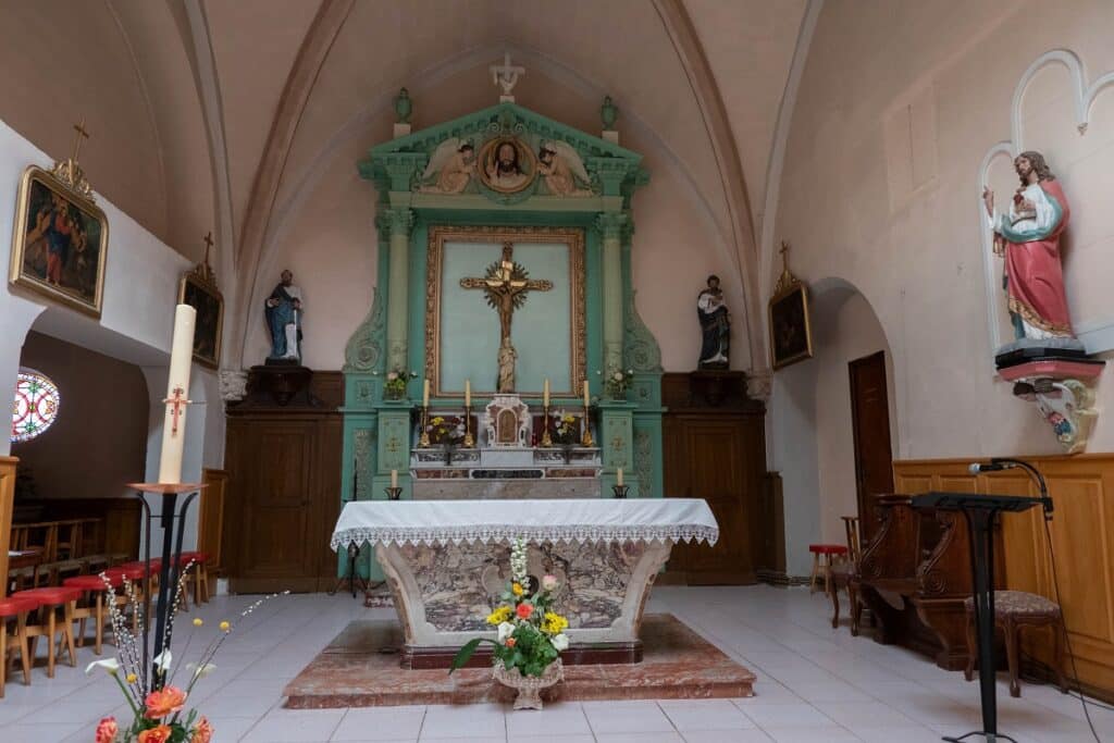 église Saint Jacques Le Majeur intérieur