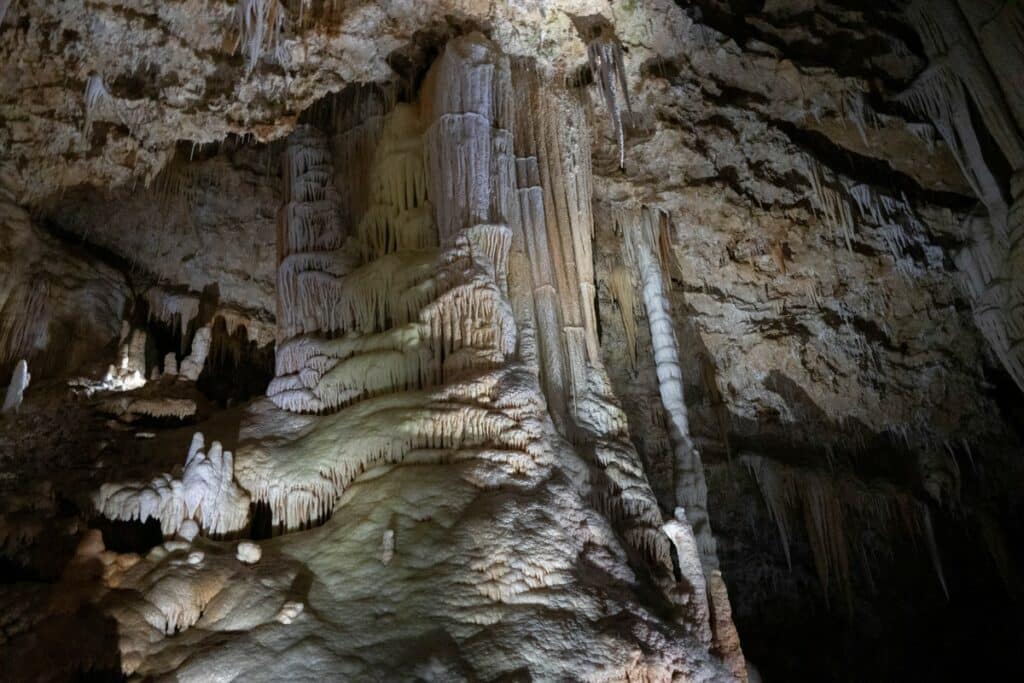 grotte de clamousse