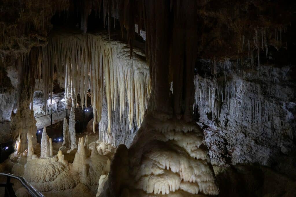 grotte de clamousse