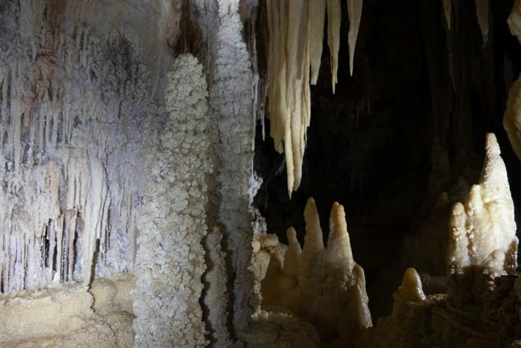 grotte de clamousse