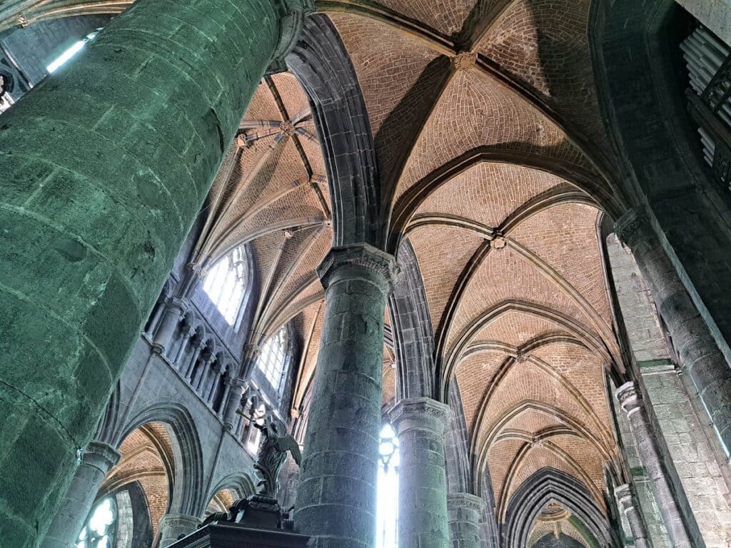 plafond église dinant