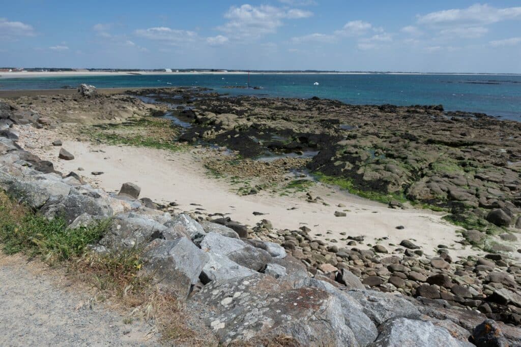 plage et rochers