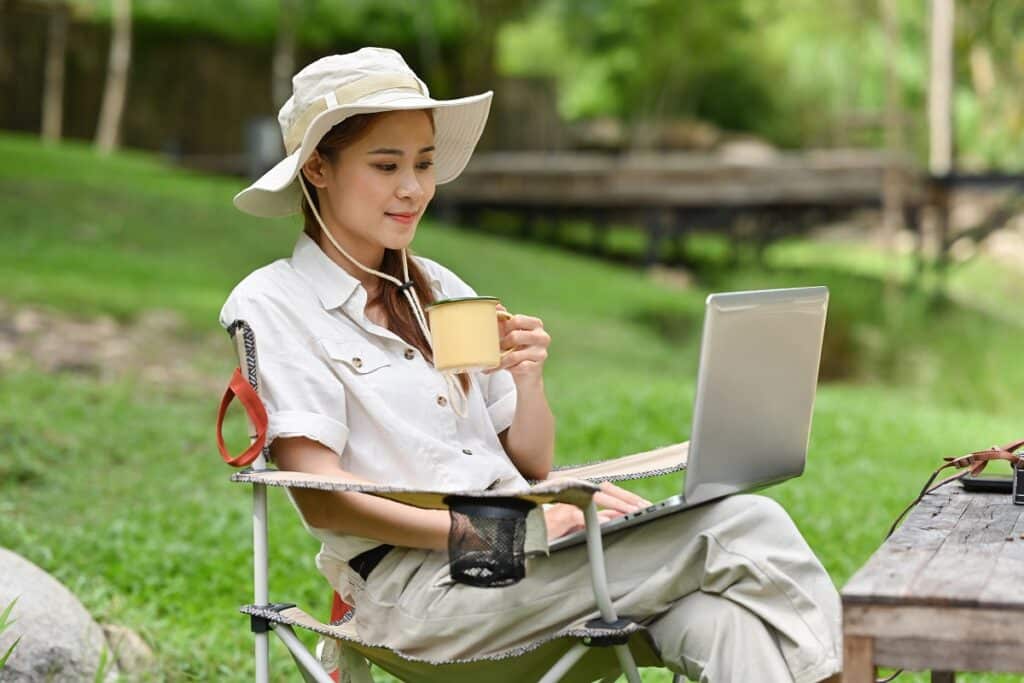 vêtements pour un safari