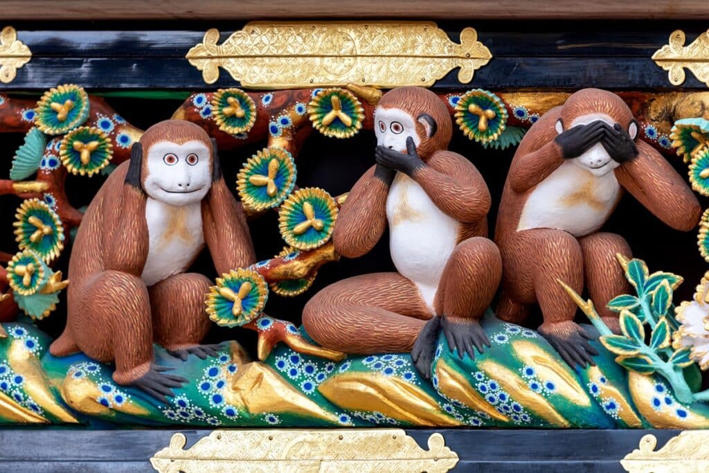 sculpture des singes
