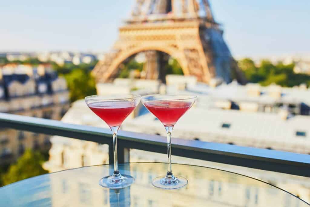 le monde des cocktails à Paris