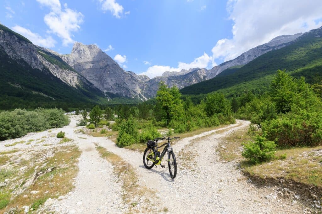 vélo paysage Albanie