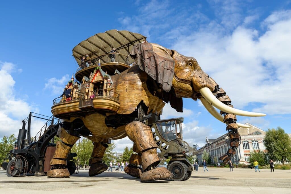 l'éléphant des machines balade