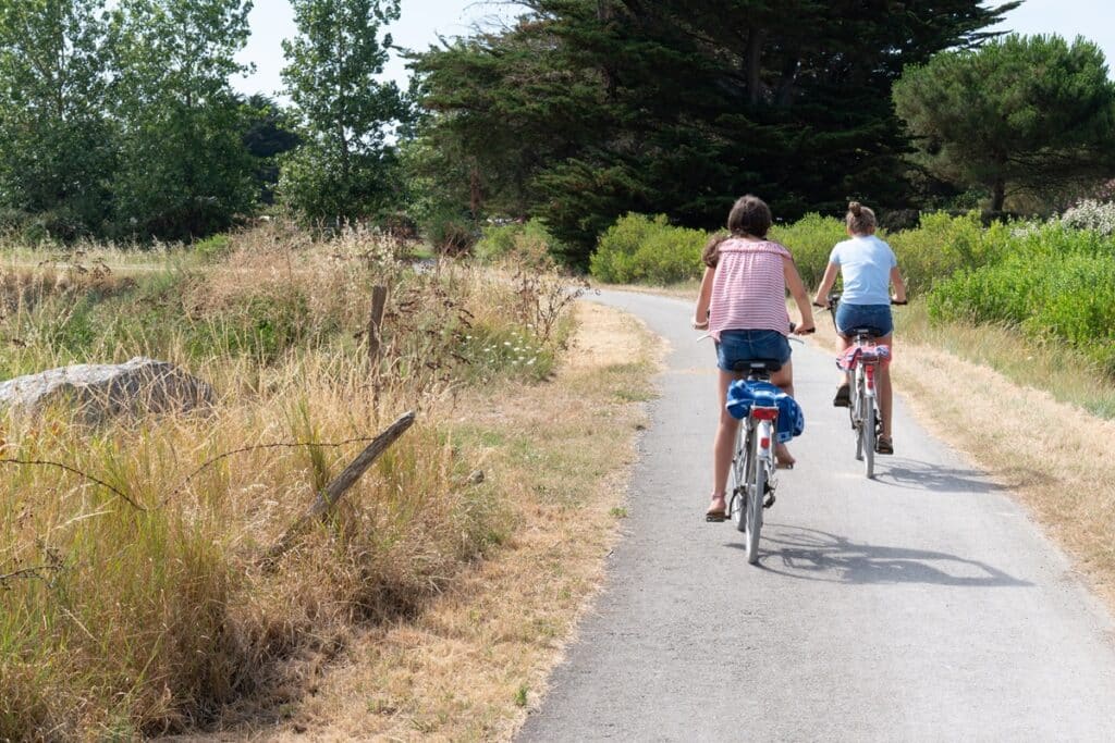 faire du vélo dans la nature en Vendée