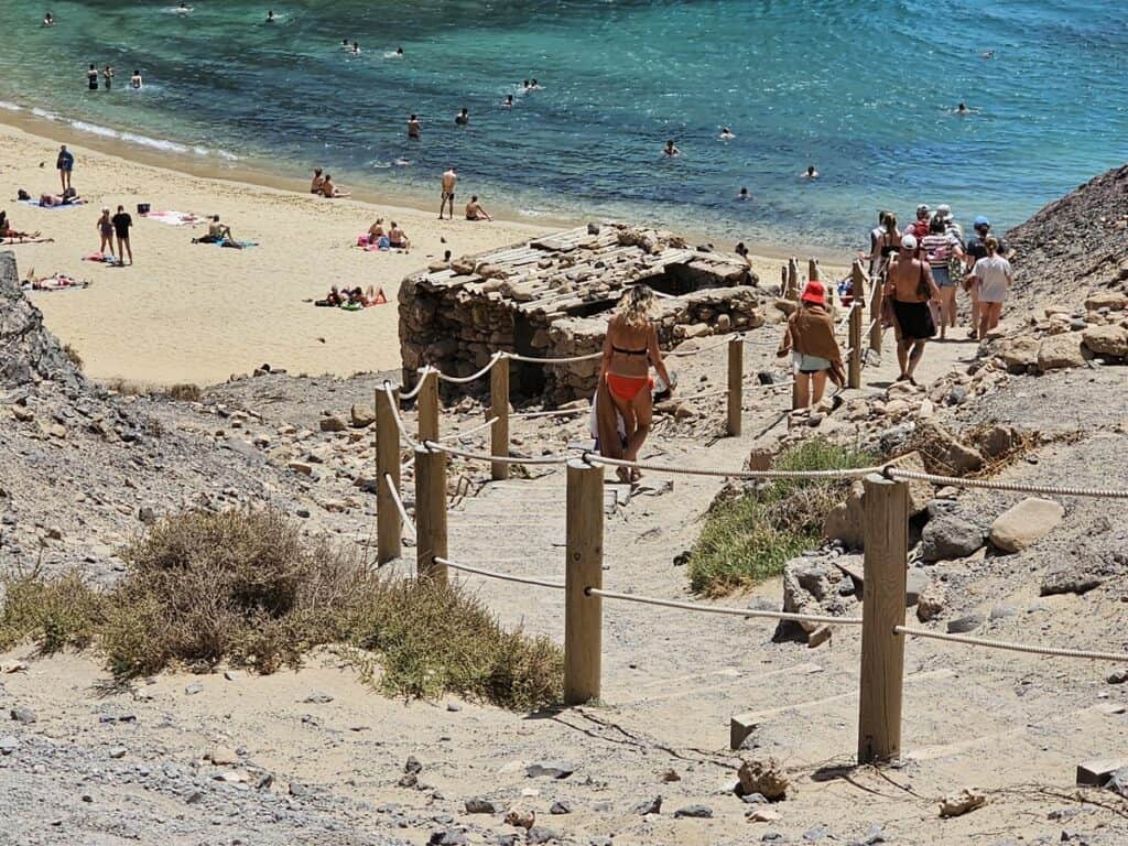 descente vers la plage de Papagayo