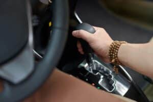 Étudiants, expatriés, voyageurs : passer le permis à l'étranger