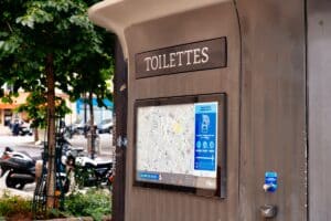 toilettes publiques
