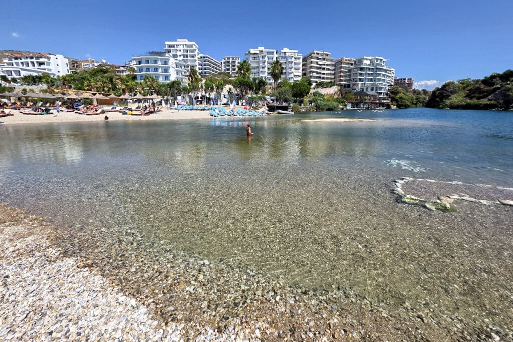 vue sur la ville depuis mango beach