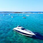 Voyager autrement : pourquoi de plus en plus de français choisissent le bateau d’occasion pour leurs vacances