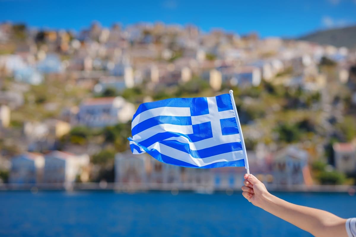 Apprendre le grec moderne : les bases utiles pour voyager en Grèce