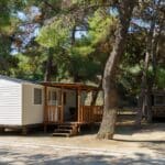 mobilhome dans un camping en aquitaine