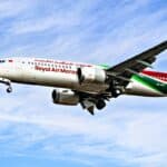 avion royal air maroc dans le ciel