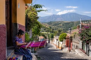 Artisane mexicaine dans un village de montagne.