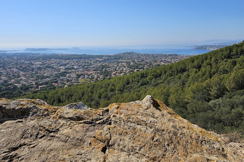 vue depuis le fort de six fours les plages