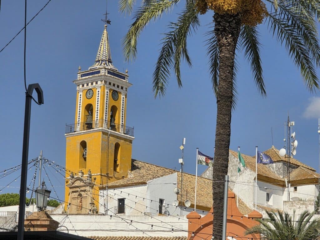 clocher jaune de Villamartin
