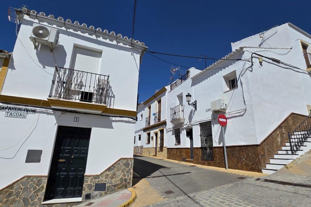 maisons blanches dans Algar