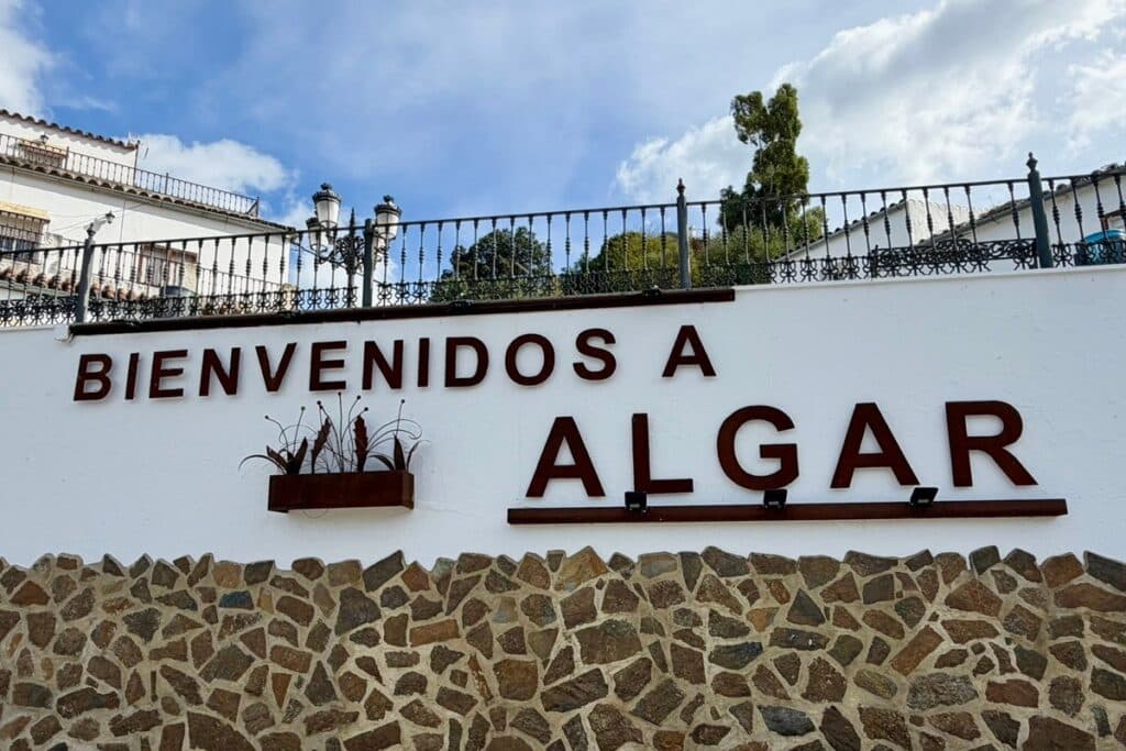 panneau bienvenue à Algar
