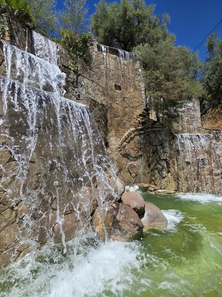 cascade artificielle d'El Bosque