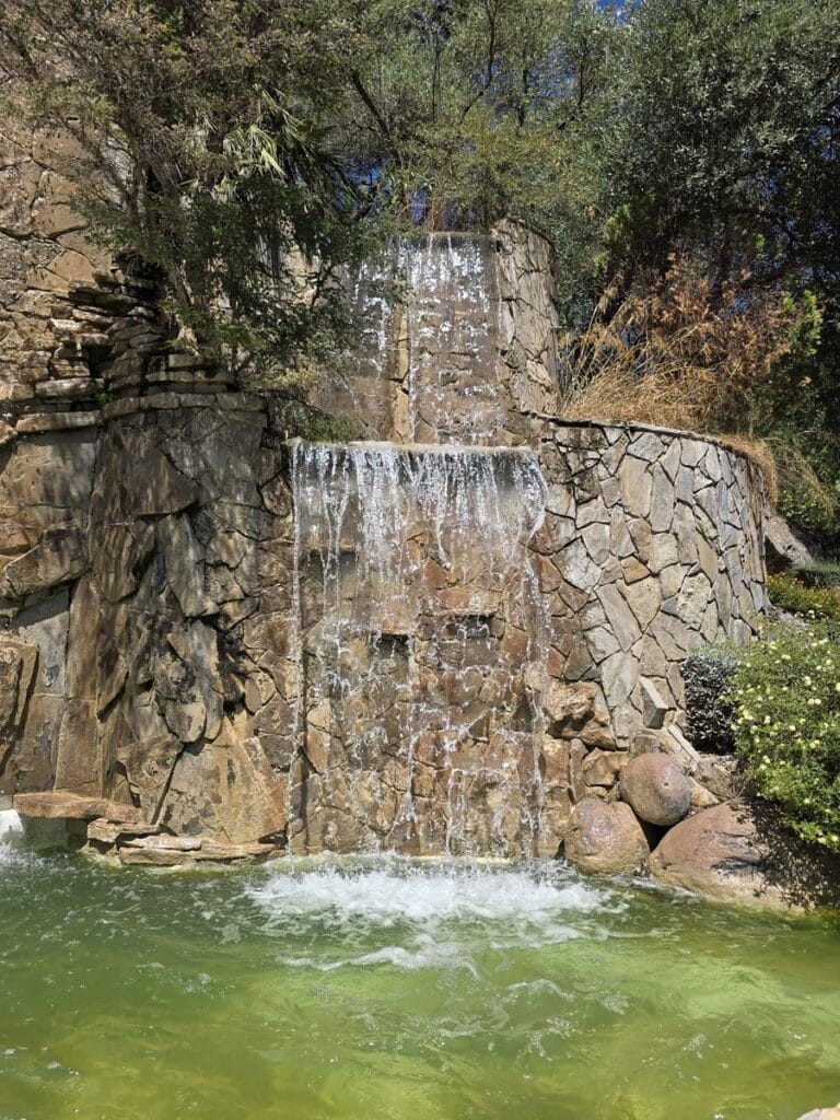 cascade artificielle d'El Bosque