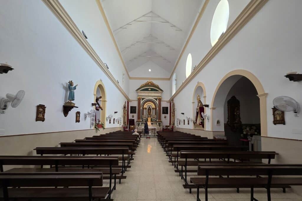 intérieur de l'église Santa María de Guadalupe