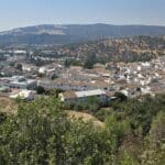 vue sur le village d'El Bosque depuis les hauteurs