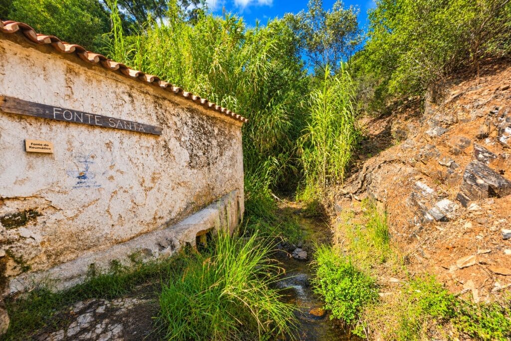 guide complet pour Fonte Santa à Alferce